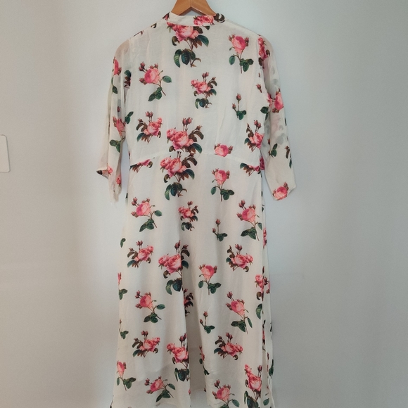 Floral maxi dress with asymmetrical hem Size 12 - Picture 2 of 13